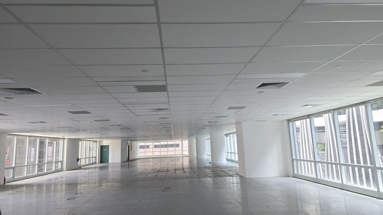 CEILING & DRYWALL